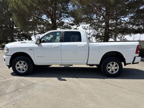 2024 RAM 2500 Laramie Crew Cab 4x4 6'4' Box
