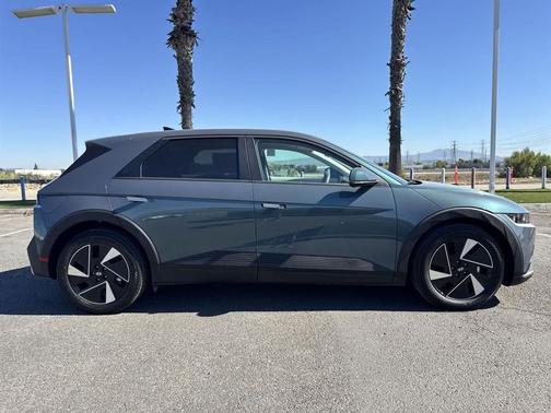 2026 Hyundai IONIQ 5 SE