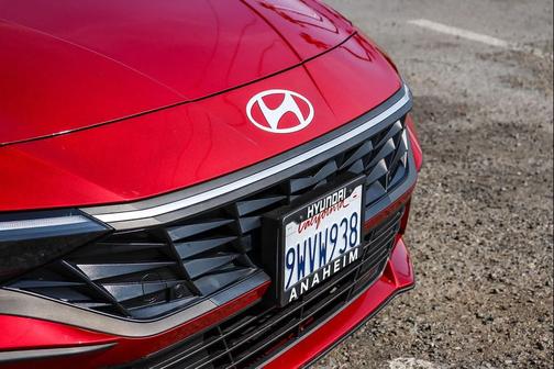 2025 Hyundai ELANTRA Sport