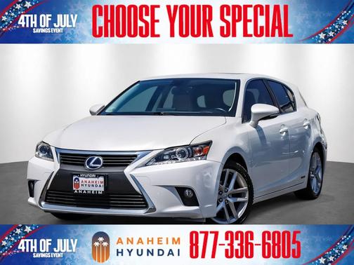 Eminent White Pearl 2017 Lexus CT 200h Base