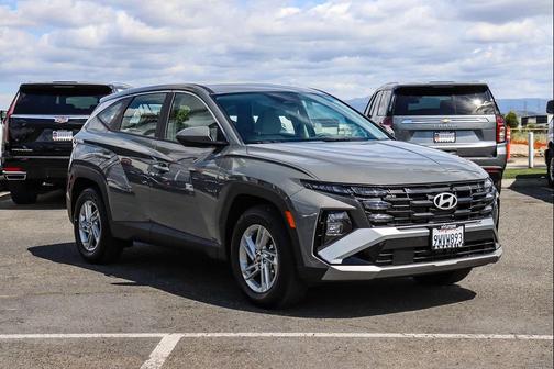Hampton Gray 2025 Hyundai TUCSON SE