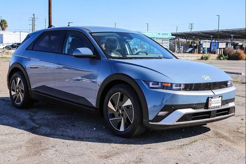 2026 Hyundai IONIQ 5 SE