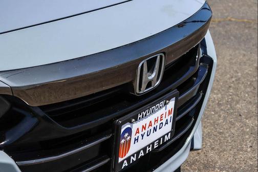 Sonic Gray Pearl 2022 Honda Accord Sport 1.5T