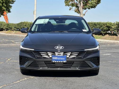 2025 Hyundai ELANTRA SEL