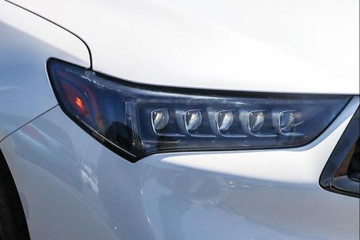 Platinum White Pearl 2019 Acura TLX Technology