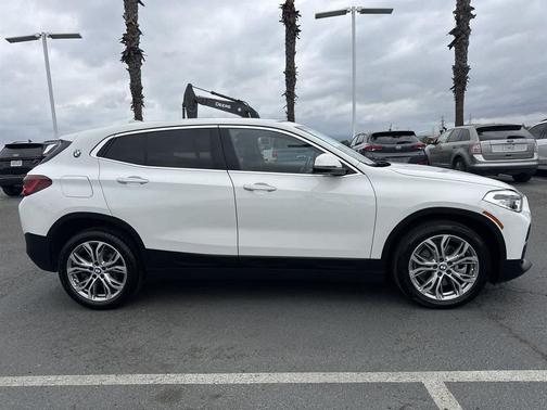 2022 BMW X2 xDrive28i