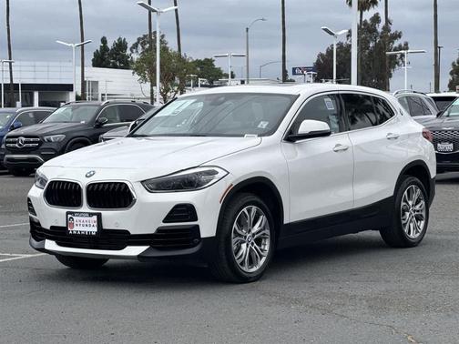 2022 BMW X2 xDrive28i