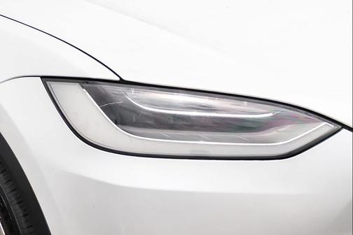White 2020 Tesla Model X Long Range Dual Motor All-Wheel Drive