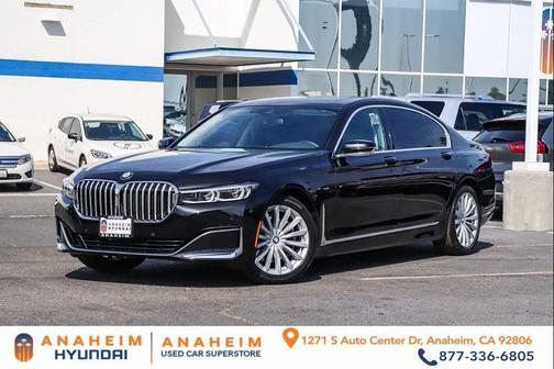 Black Sapphire Metallic 2021 BMW 740 740i