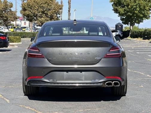 2023 Genesis G70 2.0T AWD