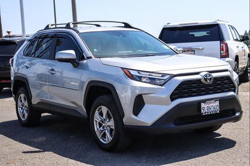 Silver Sky Metallic 2024 Toyota RAV4 XLE