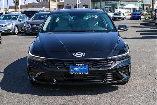 Abyss Black 2025 Hyundai ELANTRA HEV Limited