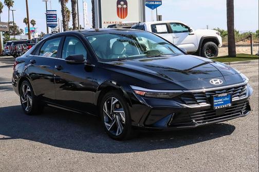 Abyss Black 2025 Hyundai ELANTRA HEV Limited
