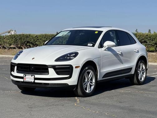 2024 Porsche Macan Base