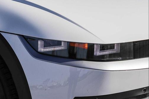 Atlas White 2026 Hyundai IONIQ 5 SEL