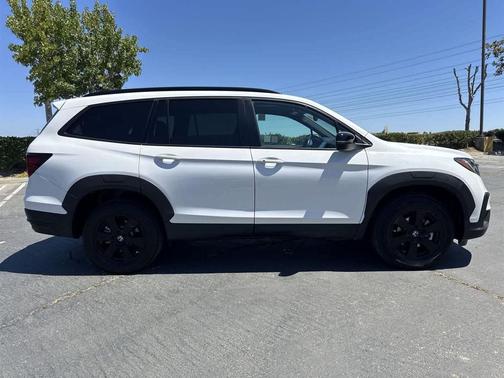 2022 Honda Pilot AWD TrailSport