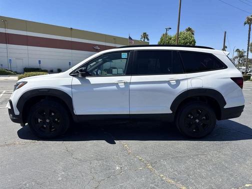 2022 Honda Pilot AWD TrailSport