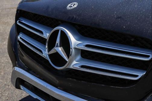 Black 2017 Mercedes-Benz GLC 300 4MATIC