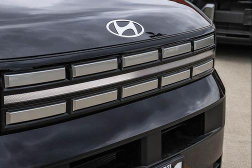 Phantom Black 2026 Hyundai SANTA FE SEL 2.4