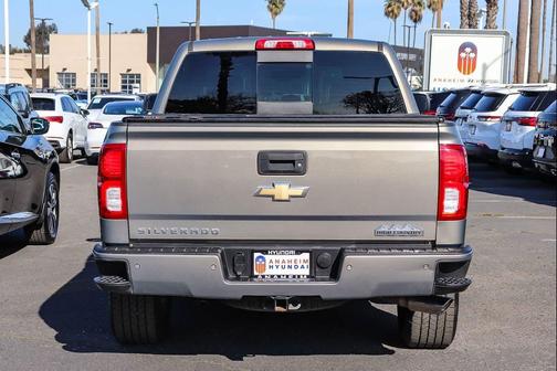 2017 Chevrolet Silverado 1500 High Country
