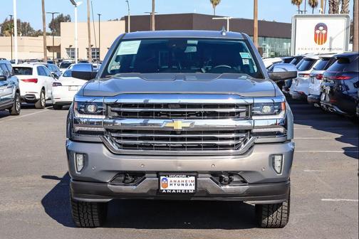 2017 Chevrolet Silverado 1500 High Country