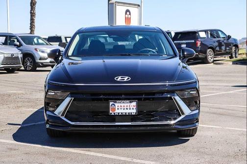 Abyss Black 2026 Hyundai SONATA Hybrid SE