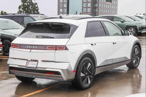 Atlas White 2026 Hyundai IONIQ 5 Limited