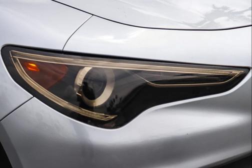 Silverstone Gray Metallic 2019 Alfa Romeo Stelvio Base