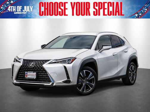 Eminent White Pearl 2022 Lexus UX 200 Base