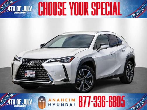 Eminent White Pearl 2022 Lexus UX 200 Base
