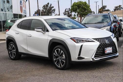 Eminent White Pearl 2022 Lexus UX 200 Base