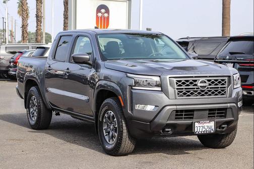 2022 Nissan Frontier SV