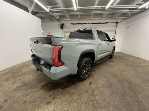 2024 Toyota Tundra Platinum