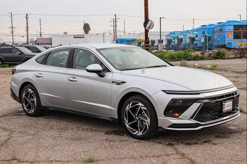 Aero Silver 2026 Hyundai SONATA SEL
