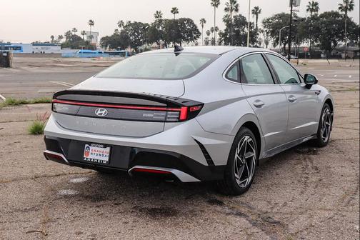 Aero Silver 2026 Hyundai SONATA SEL