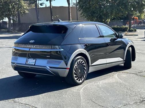 2024 Hyundai IONIQ 5 Limited