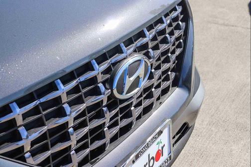 Ecotronic Gray 2026 Hyundai VENUE SEL
