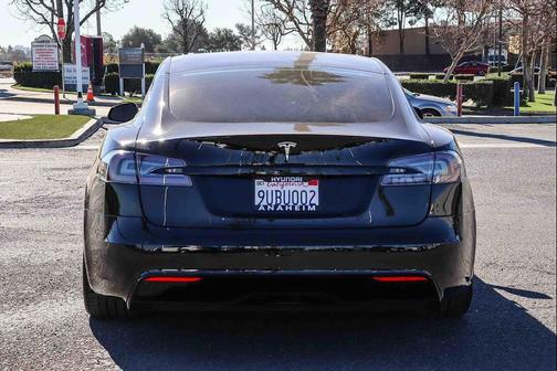 2021 Tesla Model S Long Range