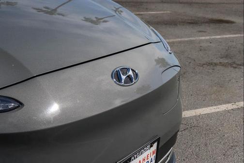 2023 Hyundai KONA EV SE