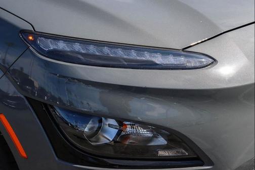 2023 Hyundai KONA EV SE