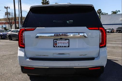 2024 GMC Yukon XL SLT
