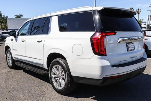 2024 GMC Yukon XL SLT