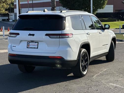 2024 Jeep Grand Cherokee L Altitude