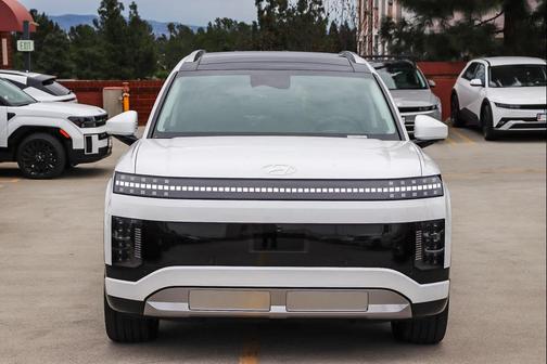 Snow White Pearl 2026 Hyundai IONIQ 9 Performance Limited