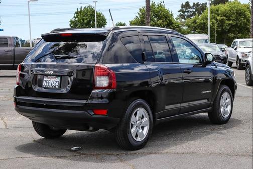 Black Clearcoat 2014 Jeep Compass Sport