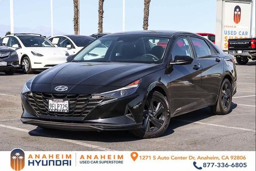 2023 Hyundai ELANTRA SEL