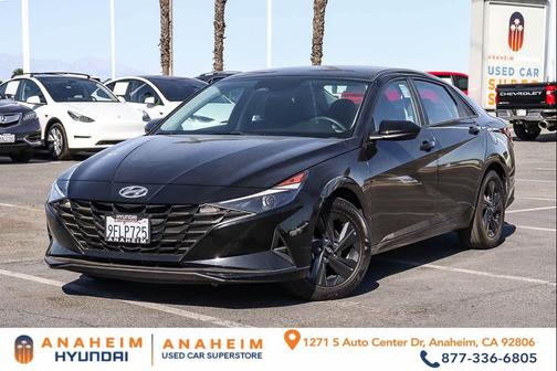 Onyx Black 2023 Hyundai ELANTRA SEL