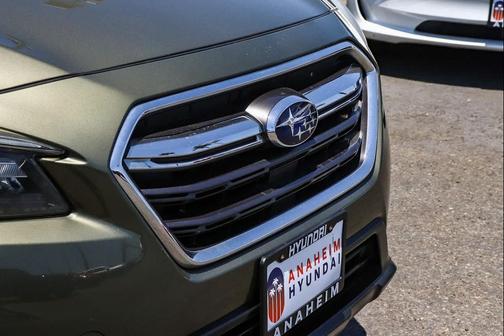 Wilderness Green Metallic 2019 Subaru Outback 2.5i Touring
