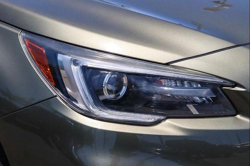 Wilderness Green Metallic 2019 Subaru Outback 2.5i Touring