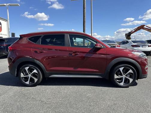 2018 Hyundai TUCSON Sport